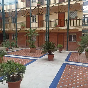 Apartamento En Patio Sevillano Alameda-isla Magica, Sevilla